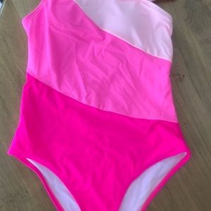 Beautiful pink SHEIN one piece bathing suit. Never been worn. Bought wrong size.